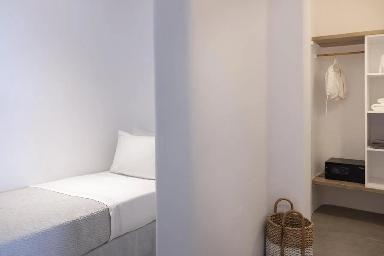 Dream View Villa, 2 Min Walk To The Beach, By Red Windmill Villas カラファティス 0*,  ギリシャ