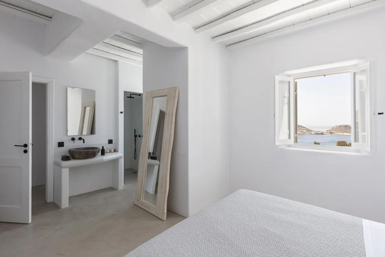 Dream View Villa, 2 Min Walk To The Beach, By Red Windmill Villas カラファティス