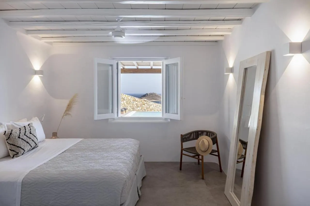 Dream View Villa, 2 Min Walk To The Beach, By Red Windmill Villas カラファティス