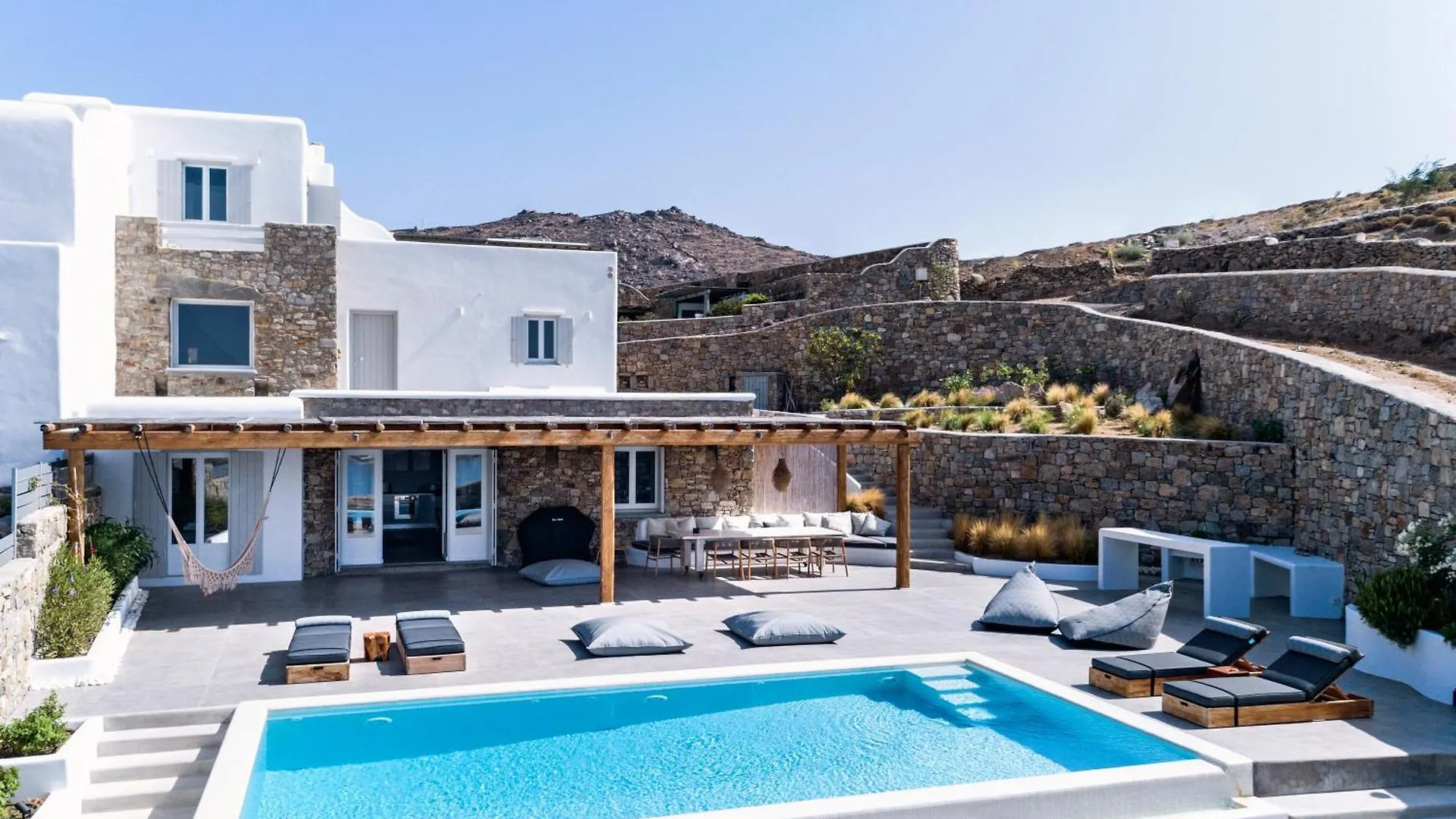 Dream View Villa, 2 Min Walk To The Beach, By Red Windmill Villas カラファティス