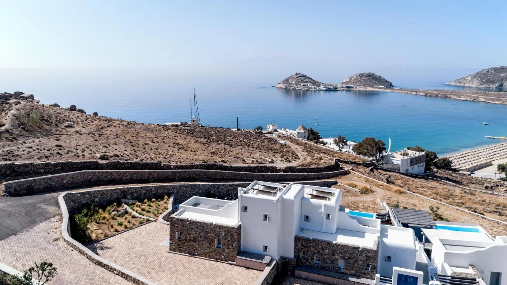 Dream View Villa, 2 Min Walk To The Beach, By Red Windmill Villas カラファティス