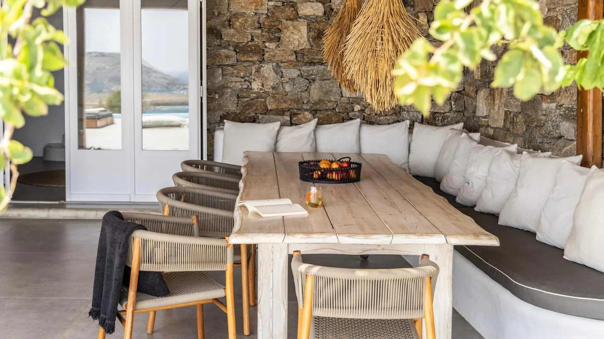 Dream View Villa, 2 Min Walk To The Beach, By Red Windmill Villas カラファティス